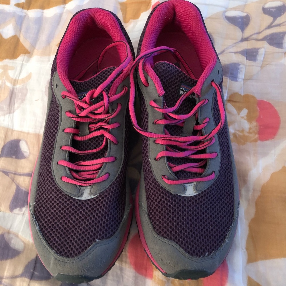 Women’s shoes